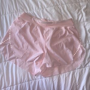 Lululemon find your pace shorts